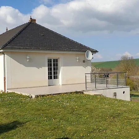 Le Bellevue A 1 H 30 De Paris Et 20 Km De Troyes Holiday home *